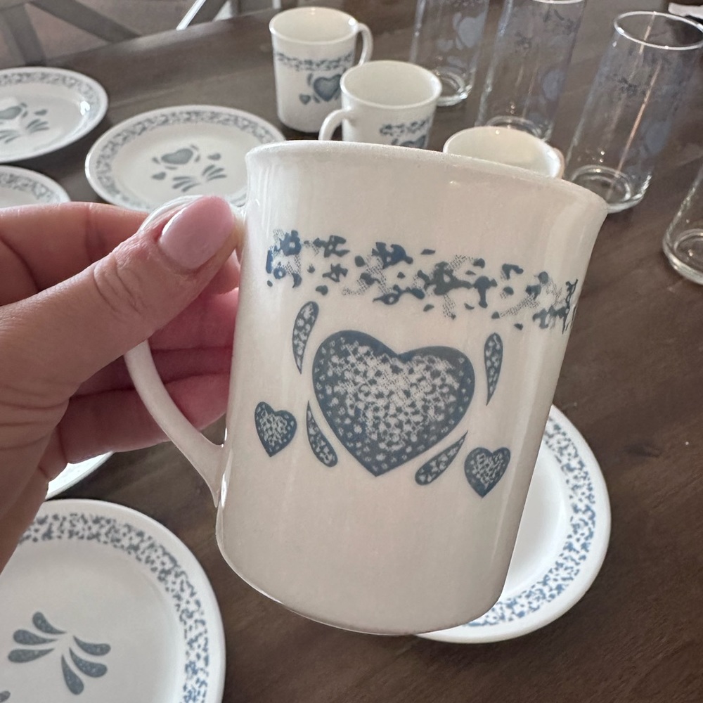 Blue Hearts (Corelle) by Corning; 4 Mugs